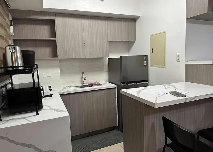 Apartment Cypress Towers Staycation *