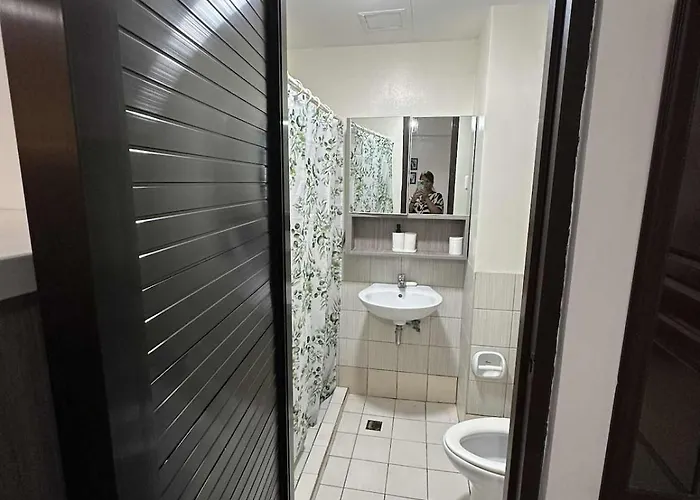 Cypress Towers Staycation * Manila